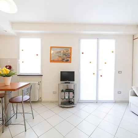 Mit Terrasse By Interhome *